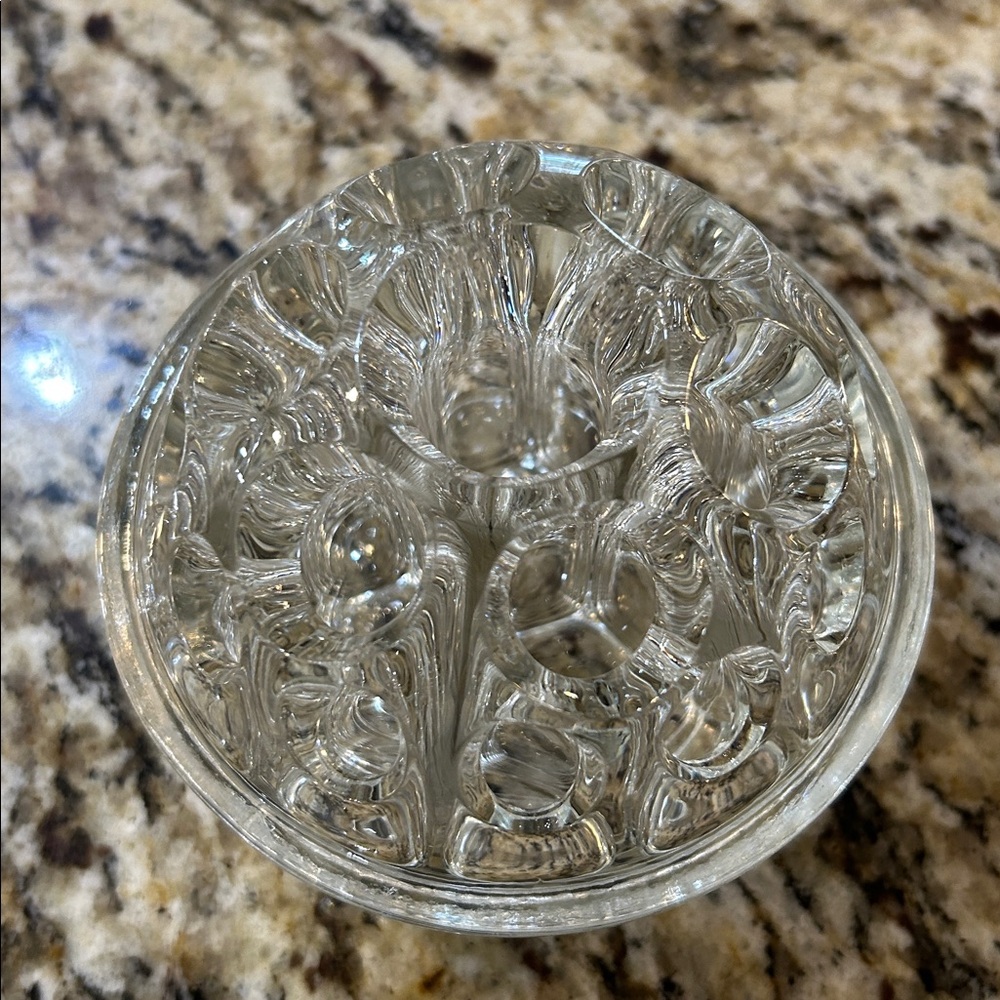 Vintage Reims VMC France clear glass flower frog designed for floral arrangement - Picture 10 of 10